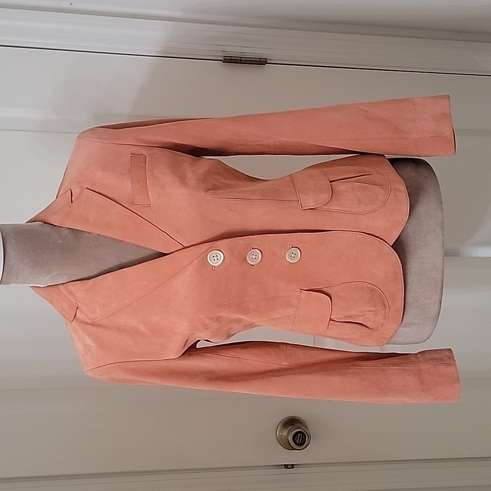 Ann Taylor Size 4P Salmon / Coral /Shrimp Colored Suede Blazer / Jacket